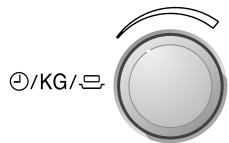 SHARP R-24ST/2B34 - REGOLAZIONE DELL'OROLOGIO - 4