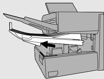 SHARP FO-4400 - Loading paper in the paper tray - 1