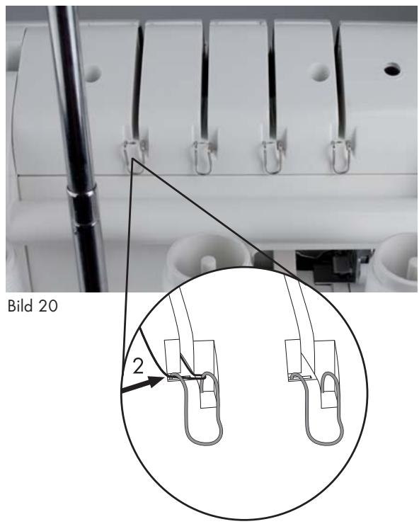 SILVERCREST SON 90 A1 OVERLOCK SEWING MACHINE - i Observera: - 2