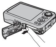 FUJIFILM FINEPIX F200 EXR - Removing Memory Cards - 1