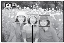 FUJIFILM FINEPIX S4000 - Frame the picture. - 1