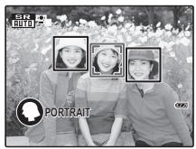 FUJIFILM FINEPIX Z80 - Tip: Focus Lock - 1