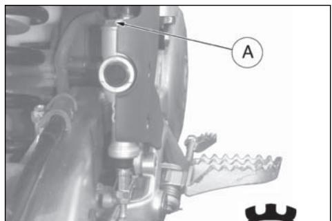 HUSQVARNA TE 250 - CURAGE DU SYSTEME DE FREINAGE ARRIERE - 2