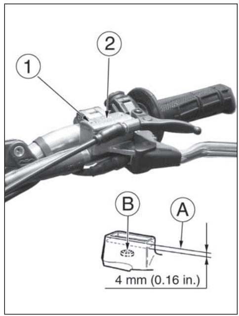 HUSQVARNA TE 250 - KONTROLLE FLÜSSIGKEITSSTAND - 1