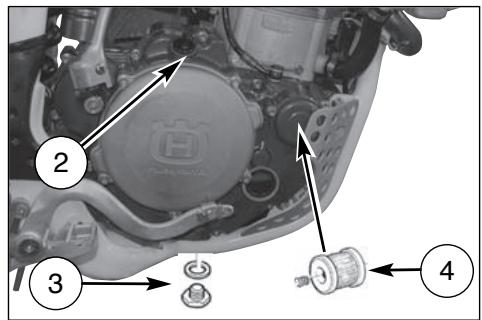 HUSQVARNA TE 450 - MOTOROLWECHSEL UND NETZFILTER-FILTER-EINSATZE REINIGUNG UND WECHSEL - 2