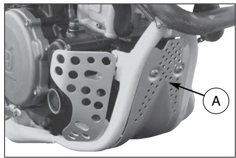 HUSQVARNA TE 450 - SOSTITUZIONE OLIO MOTORE E PULIZIA- SOSTITUZIONE FILTRI METALLICI ED A CARTUCCIA - 2