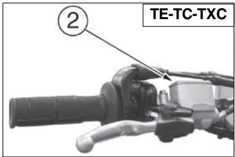HUSQVARNA TE 510 - To replace the fluid, proceed as follows: - 1