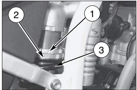 HUSQVARNA TXC 450 - Modification de la position et de l'hauteur du GUIDON - 9