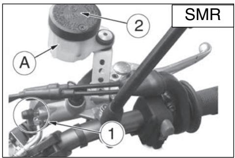 HUSQVARNA TXC 450 - FRONT BRAKING SYSTEM BLEEDING (SMR) - 2
