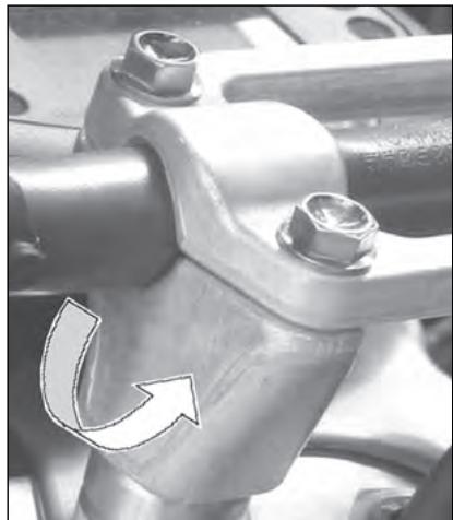 HUSQVARNA WR 250 - MODIFICATION DE LA POSITION ET DE L'HAUTEUR DU GUIDON - 2