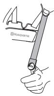 HUSQVARNA 240 F - Adjusting the harness - 3
