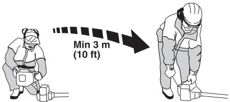 HUSQVARNA 325 HE3 X - Tanken - 3