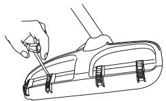 HUSQVARNA 335 FR - Montage du bouclier de protection - 3