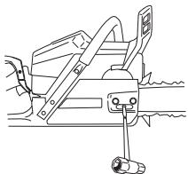 HUSQVARNA 345 E - Fitting the bar and chain - 8