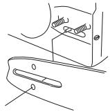 HUSQVARNA 345 E - Fitting the bar and chain - 7