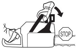 HUSQVARNA 385 XP - STARTING AND STOPPING - 4