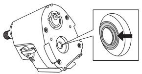HUSQVARNA DM 330 - Changing the gearbox oil - 4