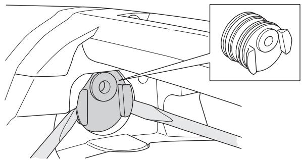 HUSQVARNA DM 330 - Replacing the seal retainer - 2