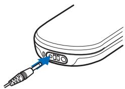 NOKIA 8800 SIROCCO - Charge the battery - 2
