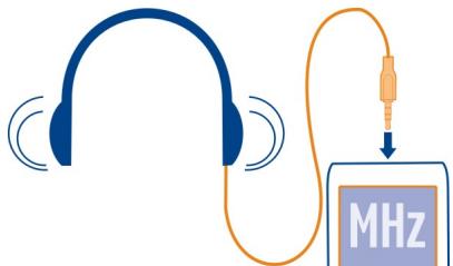 NOKIA ASHA 305 - About the FM radio - 1