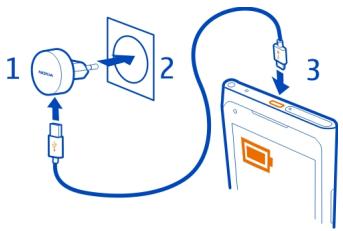 NOKIA LUMIA 900 - Charge from a wall outlet - 1