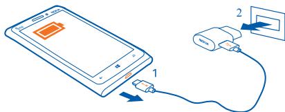 NOKIA LUMIA 920 - Charge your phone with a USB charger - 2