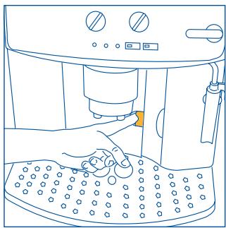 DELONGHI ESAM 2000 - ADJUSTING THE COFFEE GRINDER - 4
