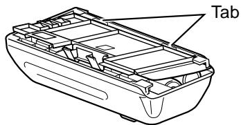 KENWOOD TH-D7A - INSTALLING ALKALINE BATTERIES - 3