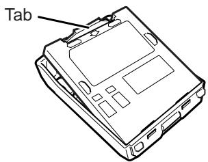 KENWOOD TH-F7E - INSTALLING ALKALINE BATTERIES - 1