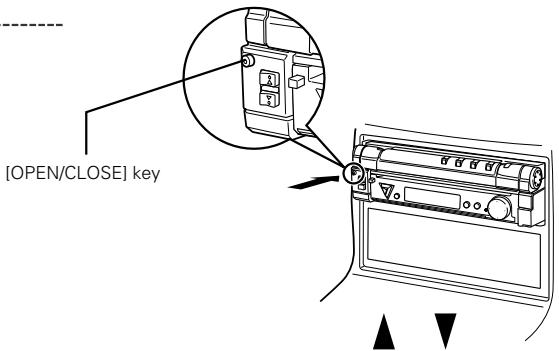 KENWOOD KVT-725DVD - Open the monitor - 1