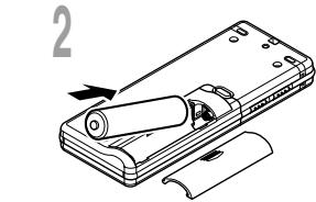 OLYMPUS WS-320M - Inserting Battery - 2