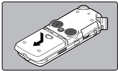 OLYMPUS LS-10 - Inserting Batteries - 1