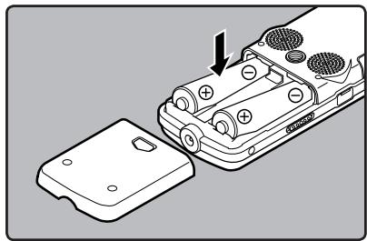 OLYMPUS LS-10 - Inserting Batteries - 2