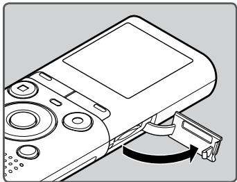 OLYMPUS VN-711PC - Inserting a microSD card - 1