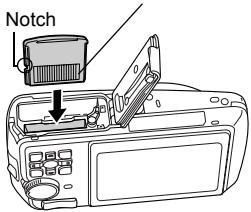 OLYMPUS µ 740 - Removing the card - 4