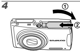 OLYMPUS Μ 1060 - Loading the battery and the xD-Picture Card™ (sold separately) into the camera - 4