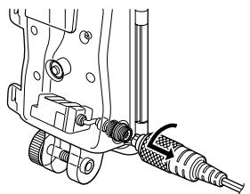 OLYMPUS PFL-01 - Disconnecting the TTL cable - 1