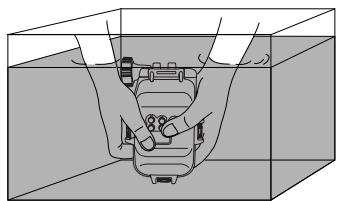 OLYMPUS PFL-E01 - Cleaning the case with pure water - 1