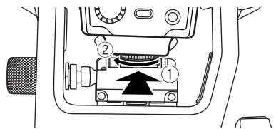 OLYMPUS PFL-E01 - Mounting the electronic flash - 1