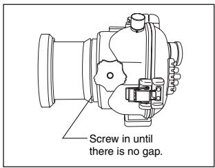 OLYMPUS PPO-E01 - Mounting the PPO-E01 on the Waterproof Case - 4