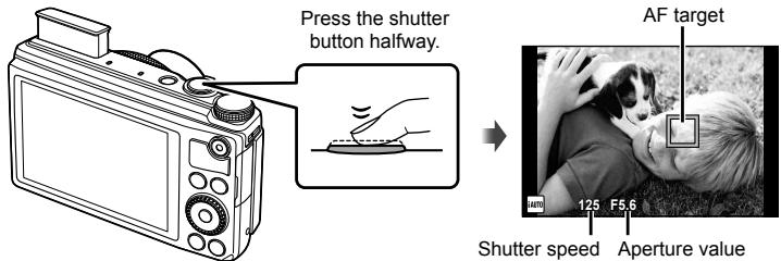 OLYMPUS XZ-10 - Adjust the focus. - 3