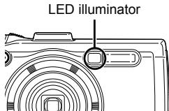 OLYMPUS TG3 - To use the LED illuminator - 1