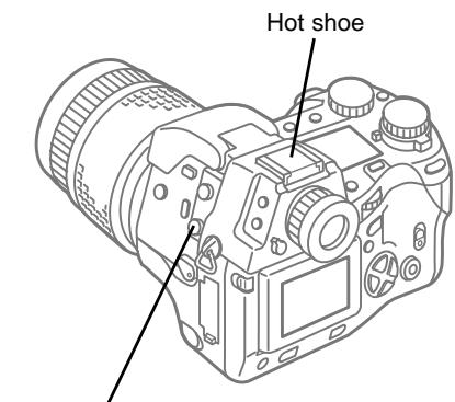 OLYMPUS CAMEDIA E-10 - Using a non-dedicated flash unit - 1