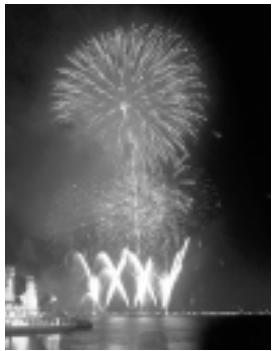 OLYMPUS CAMEDIA E-10 - Shooting Sunsets and Fireworks - 3