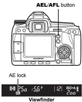 AEL/AFL button Olympus AE lock 450 56 P (12) ISO-A 200 Viewfinder