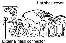 OLYMPUS E-5 - Non-specified commercial flashes - 1