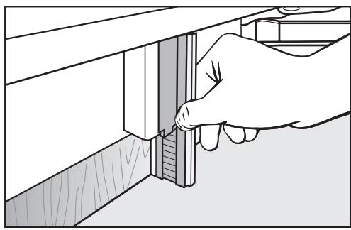 MIELE F1471SF  - INSTALLATION MANUAL - Mounting the air separator - 2