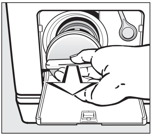 MIELE W 1203 - Cleaning the drain pump - 4