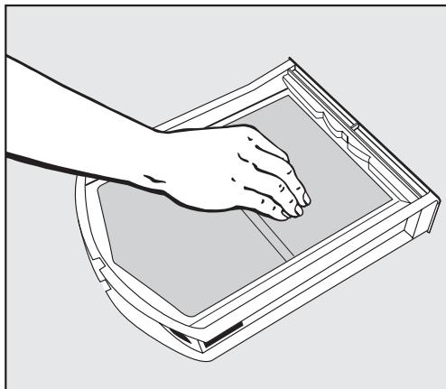 MIELE T 1332 C - Cleaning the lint filter - 2