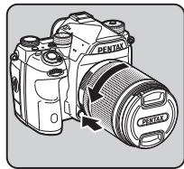 PENTAX K-1 - Pour retirer l'objectif - 1